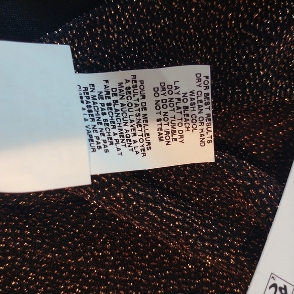 Karen Kane Red Ahead Front Twist Top Gold/Copper XL - Picture 6 of 12